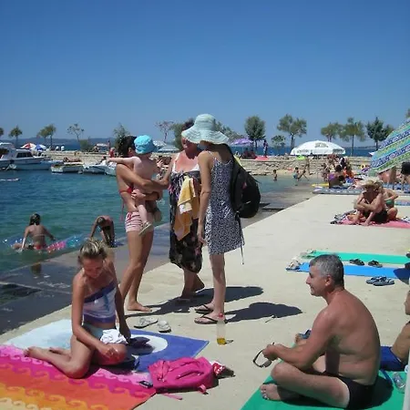 Jele Ii Apartman *